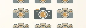 Tien minimalistische camera-iconen in rasteropstelling, één centraal vergroot, in gedempte blauw- en zandtinten met amberaccent.